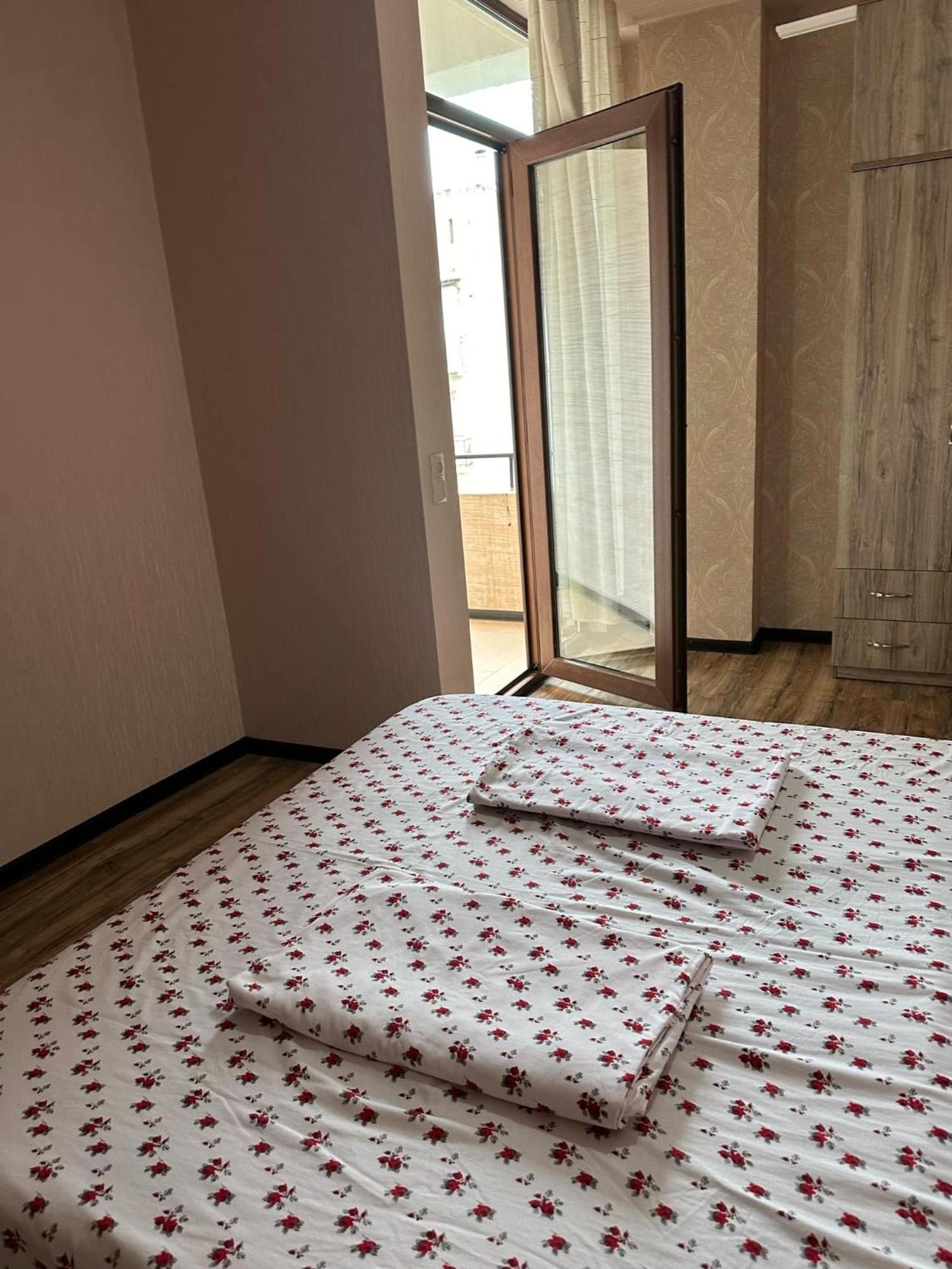 House In Varketili 트빌리시 외부 사진